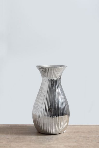 DECORATIVE VASE offers at R 99,99