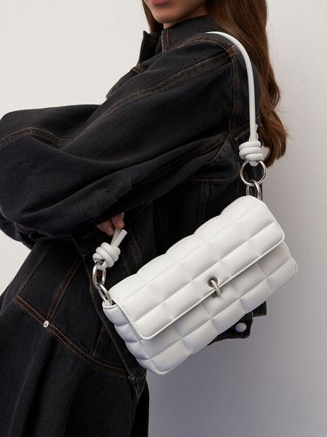 Maze Chunky Chain Handle Quilted Shoulder Bag
 - white
 offers at R 59