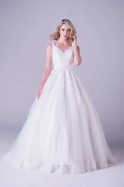 BR00740 Bride&co Bridal Collection offers at R 14400
