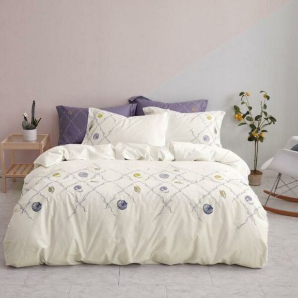 Duvet Cover · Paternoster Embroidered · 200TC · 100% Cotton Percale · Offwhite offers at R 847,2 in Miss Lyn